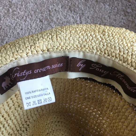 Christys hat - Picture 4 of 5